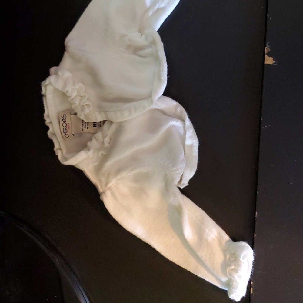 Newborn girl clothes